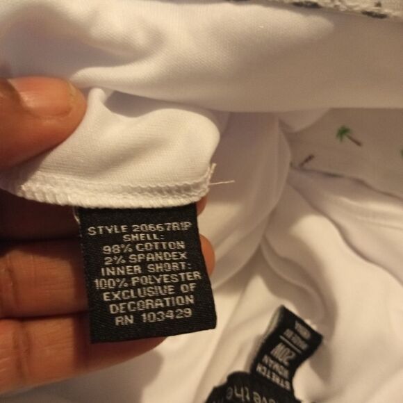 Intro Love the Fit Palm Tree printed skort… - Picture 8 of 12